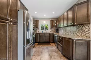 11 Manchester Dr, Hanover Township, NJ 07981 - Photo 16