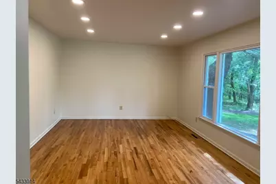 21 Berkshire Ct, Bedminster Township, NJ 07921 - Photo 6