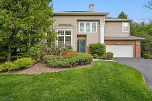 32 Kent Dr, Roseland, NJ 07068 - Photo 1