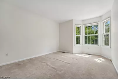 32 Kent Dr, Roseland, NJ 07068 - Photo 20