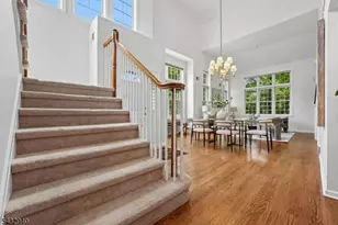 32 Kent Dr, Roseland, NJ 07068 - Photo 4