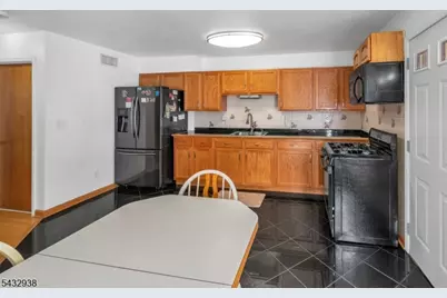 69 N 4th St, Paterson, NJ 07522 - Photo 18