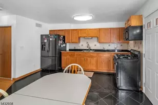 69 N 4th St, Paterson, NJ 07522 - Photo 18
