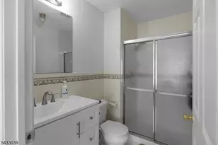 158 Autumn Ridge Rd, Parsippany, NJ 07950 - Photo 24