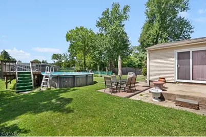15 Volker Ln, Livingston, NJ 07039 - Photo 4