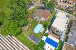 15 Volker Ln, Livingston, NJ 07039 - Photo 14