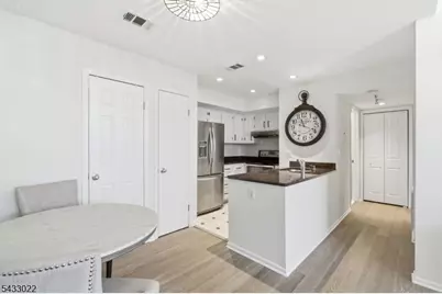 84 Mayfield Rd, Bedminster Township, NJ 07921 - Photo 14