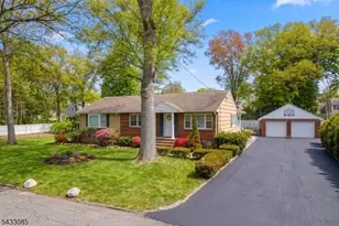 74 Armstrong Ave, Wayne, NJ 07470 - Photo 2