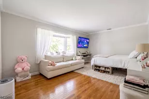 74 Armstrong Ave, Wayne, NJ 07470 - Photo 10