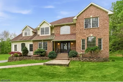 9 Valley Manor Dr, Sparta Township, NJ 07871 - Photo 4
