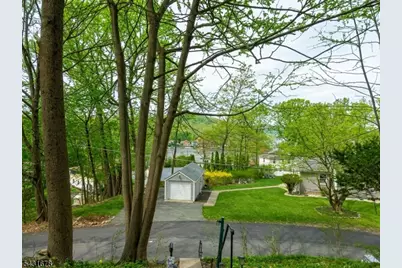 48 Vail Rd, Roxbury Township, NJ 07850 - Photo 4