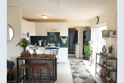 48 Vail Rd, Roxbury Township, NJ 07850 - Photo 10