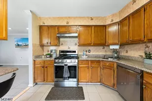 193 Columbus Dr, Franklin Township, NJ 08823 - Photo 14