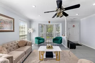 193 Columbus Dr, Franklin Township, NJ 08823 - Photo 8