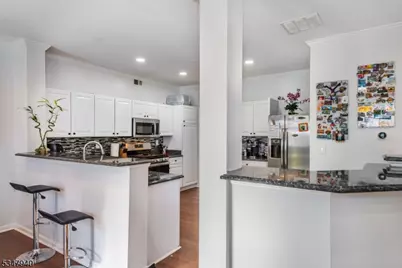 28 George Russell Way, Clifton, NJ 07013 - Photo 4