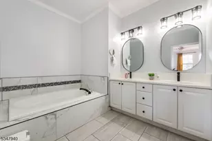 28 George Russell Way, Clifton, NJ 07013 - Photo 16