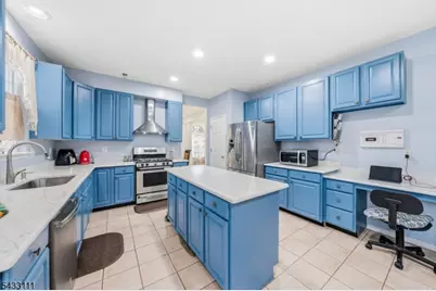 10 Julie Ct, Franklin Township, NJ 08873 - Photo 14