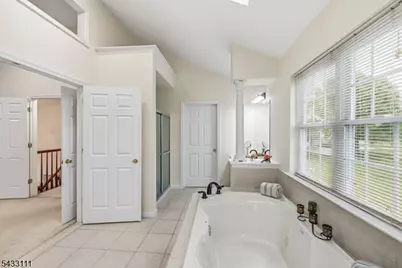 10 Julie Ct, Franklin Township, NJ 08873 - Photo 30
