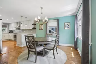 30 Sherbrooke Pkwy, Livingston, NJ 07039 - Photo 10