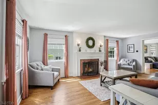 30 Sherbrooke Pkwy, Livingston, NJ 07039 - Photo 4