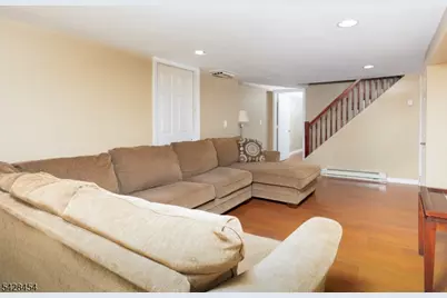 441 Blanchard Ter, Hackensack, NJ 07601 - Photo 12