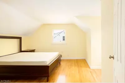 441 Blanchard Ter, Hackensack, NJ 07601 - Photo 10