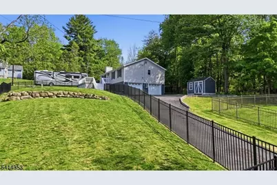 66 Ridgeway Ave, Hope Township, NJ 07825 - Photo 30