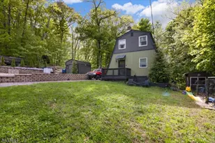 7 Glen Dr, Vernon, NJ 07461 - Photo 2