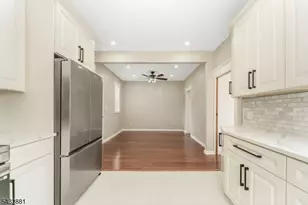 1049 Broad St, Harmony Township, NJ 08865 - Photo 8