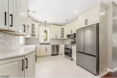 1049 Broad St, Harmony Township, NJ 08865 - Photo 6