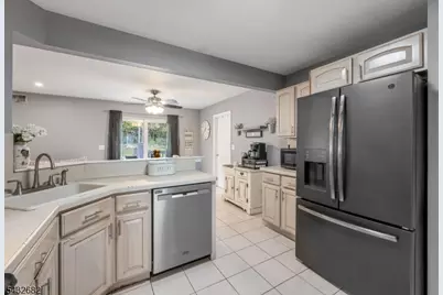 9 Fox Chase Road, Jefferson Township, NJ 07438 - Photo 14