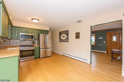 6 Madoc Trl, Jefferson Township, NJ 07438 - Photo 4