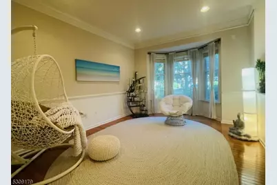 228 Patriot Hill Dr, Bernards Township, NJ 07920 - Photo 4