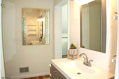4 Augusta Dr #4, Vernon, NJ 07462 - Photo 32