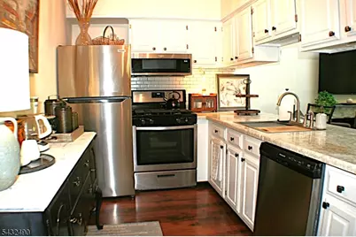 4 Augusta Dr #4, Vernon, NJ 07462 - Photo 6