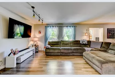 77 Marion Ave, Butler, NJ 07405 - Photo 12