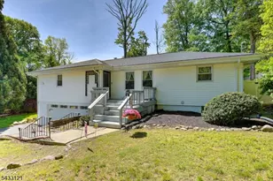 77 Marion Ave, Butler, NJ 07405 - Photo 4