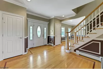 8 Buena Vista Dr, Ringwood, NJ 07456 - Photo 6