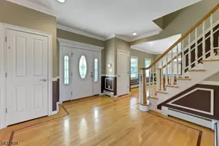 8 Buena Vista Dr, Ringwood, NJ 07456 - Photo 6