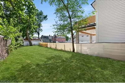 13 Orange Pl, Irvington, NJ 07111 - Photo 32