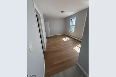 458 Livingston St #2, Elizabeth, NJ 07206 - Photo 6
