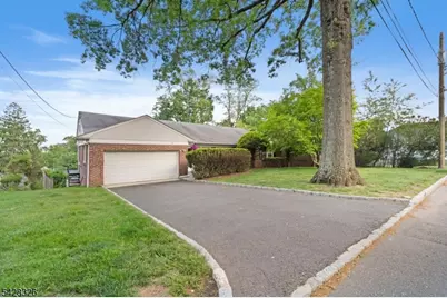 26 Devon Dr, West Orange Township, NJ 07052 - Photo 2