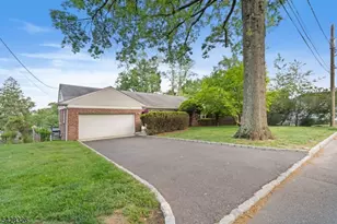 26 Devon Dr, West Orange Township, NJ 07052 - Photo 2