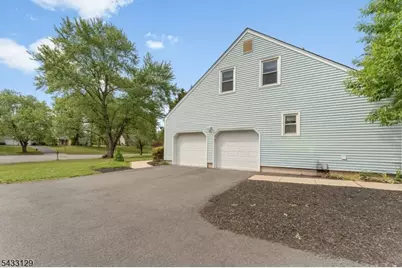 27 Tall Cedar Ct, Montgomery Township, NJ 08502 - Photo 38