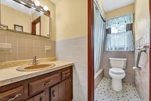 27 Tall Cedar Ct, Montgomery Township, NJ 08502 - Photo 26