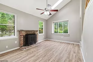 38 Cherrywood Dr, Franklin Township, NJ 08873 - Photo 4