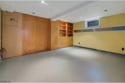 16 Russell Pl, Summit, NJ 07901 - Photo 8