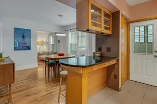16 Russell Pl, Summit, NJ 07901 - Photo 6