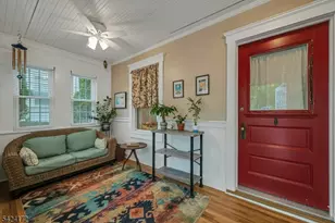 16 Russell Pl, Summit, NJ 07901 - Photo 2