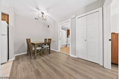 10 Stonyridge Dr, Lincoln Park, NJ 07035 - Photo 10